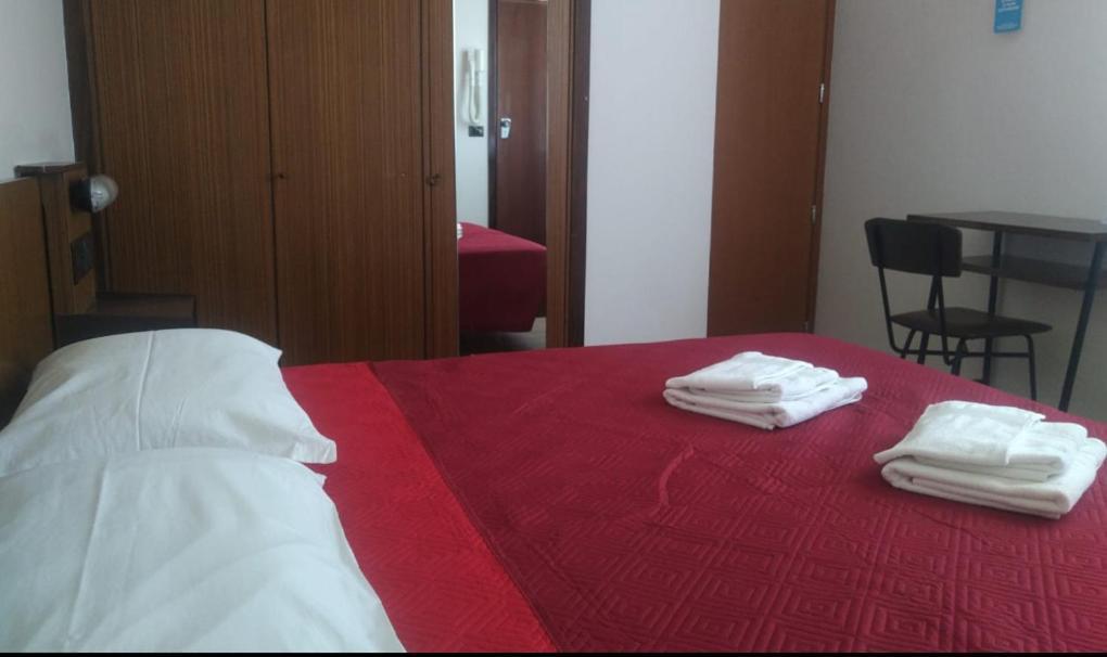 Hotel Luca Rimini Kültér fotó