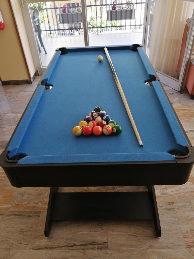 Hotel Luca Rimini Kültér fotó